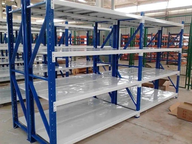 Precision seamless steel pipeShelves